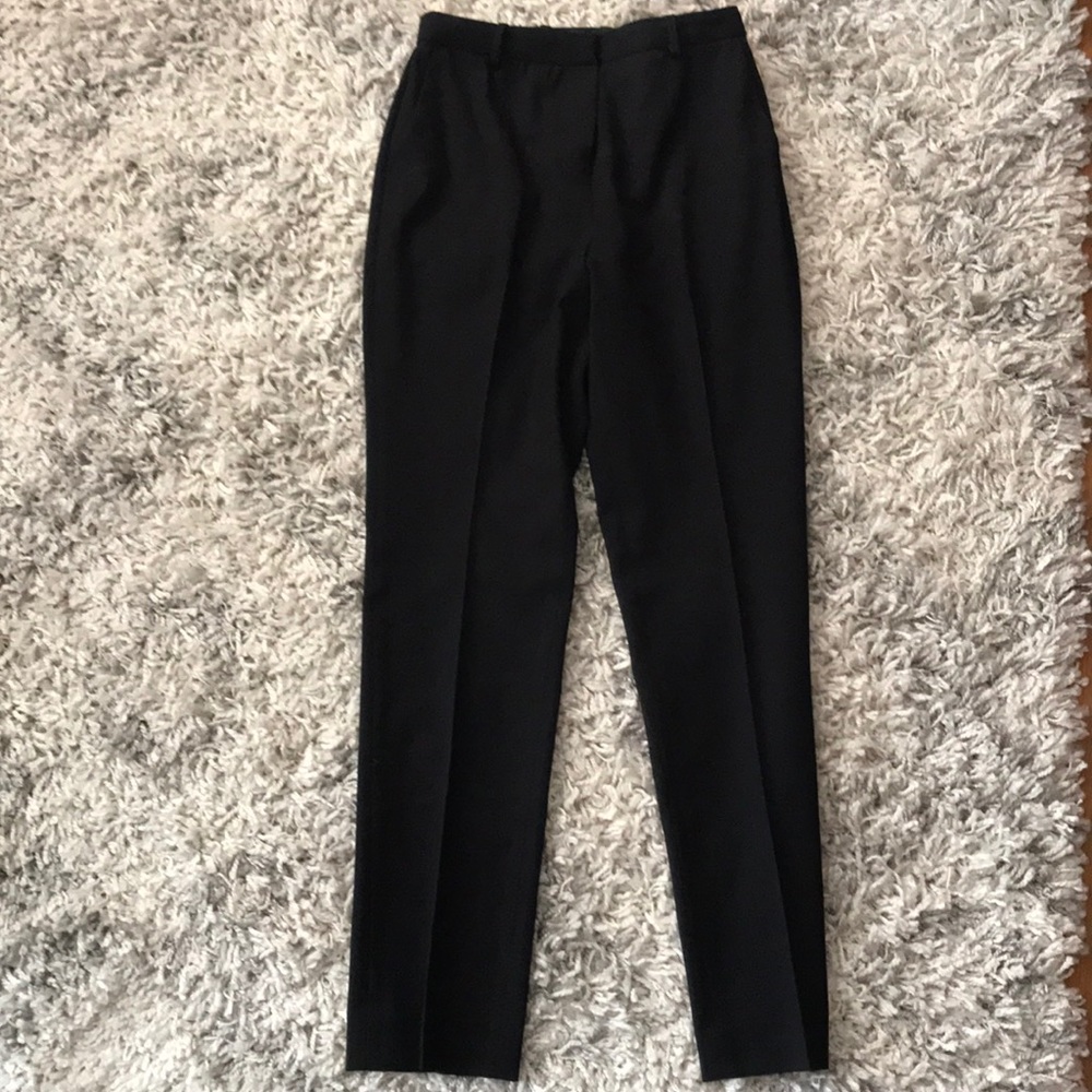 Aritzia Black Highwaisted Trousers